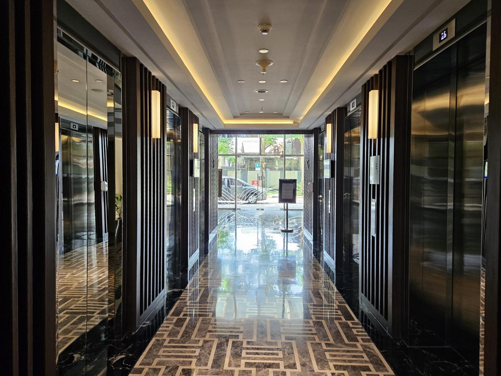 3Br Flat In Taman Anggrek Residence Jakarta Exterior photo