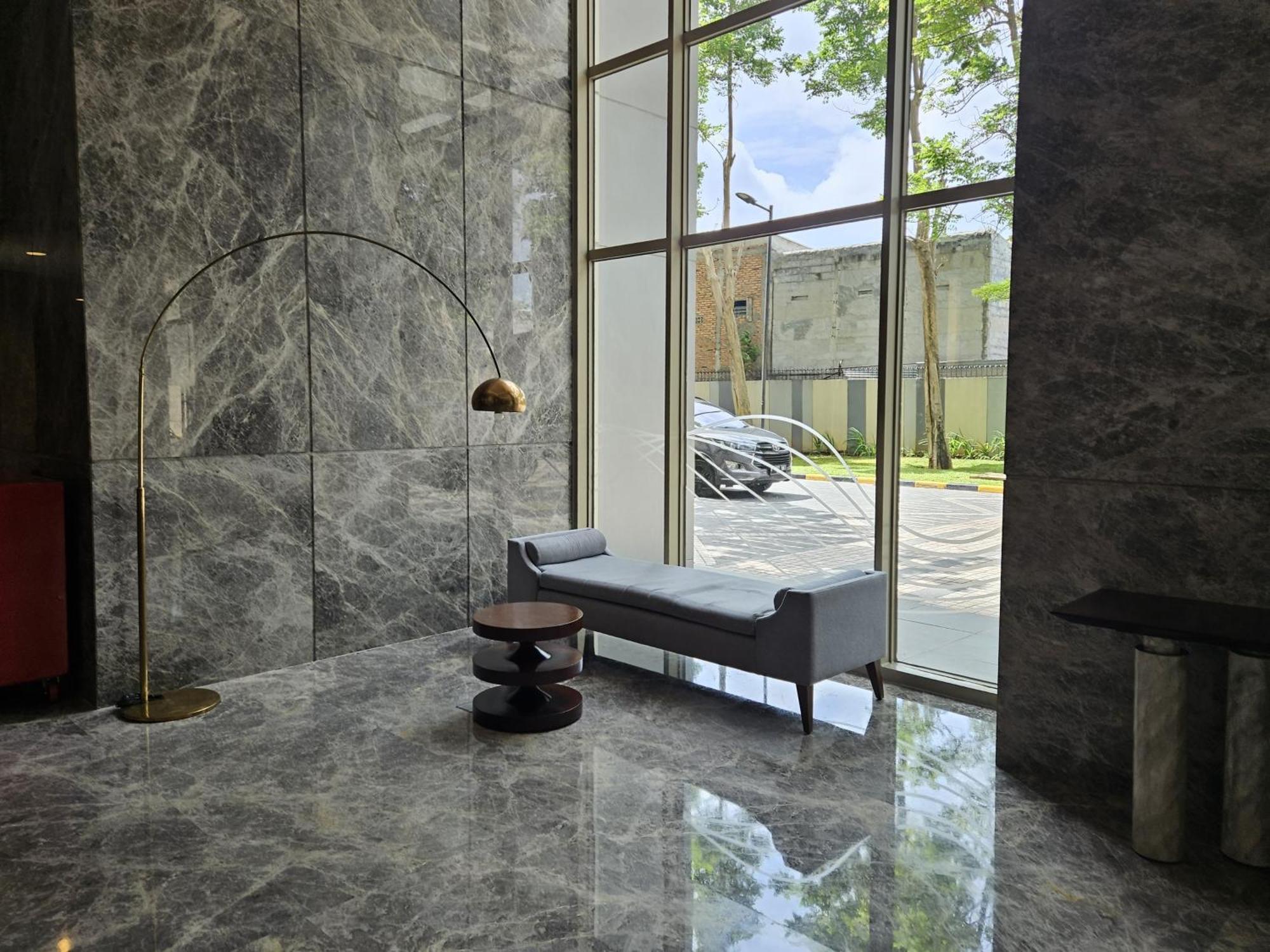 3Br Flat In Taman Anggrek Residence Jakarta Exterior photo